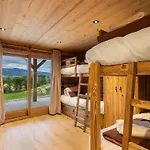 D'isabella-lodge Pyrenees