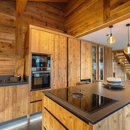 D'isabella-lodge Pyrenees *